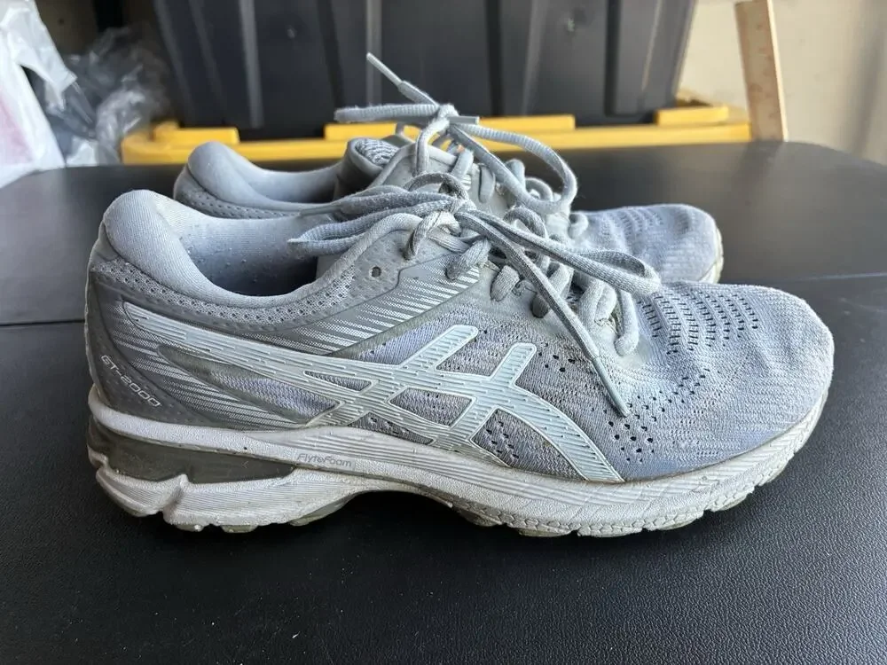 Asics GT-2000 9 Gray Womens US Size 7.5 Eu 39 1012A591 Running Shoes Fast ship